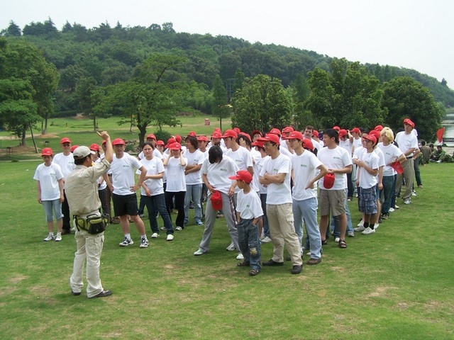 O B-DBLANT DESIGN INTERNATIONAL