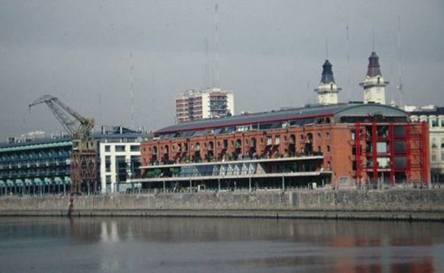 Dock 7 - Reciclaje de patrimonio Puerto Madero