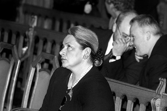 Kezdetét veszi Tocsik Márta pere