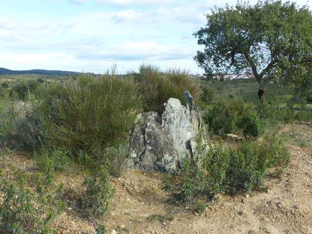 Conjunto dolménico de Herrera de Alcántara
