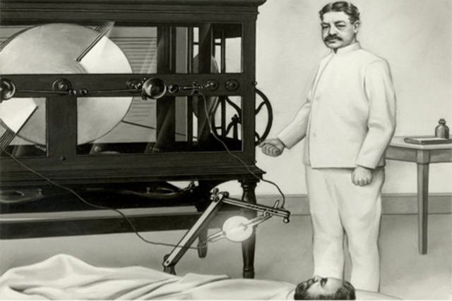 The First X-Ray Machines Obtained at Memorial Hospital