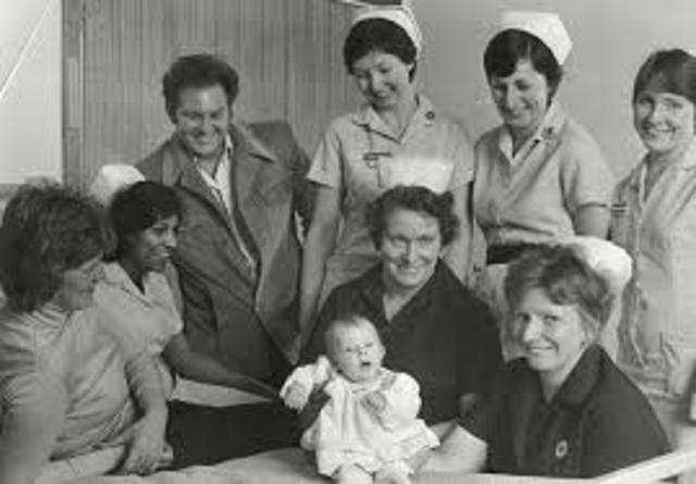 Louise Brown: primeiro bebê de proveta da história.