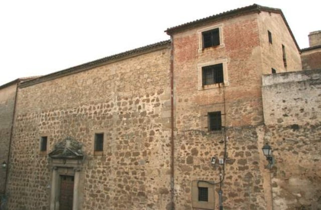Convento de las carmelitas y las capuchinas descalzas