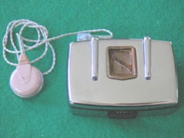 Vacuum tube hearing aid