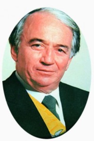 BELISARIO BETANCUR CUATAS