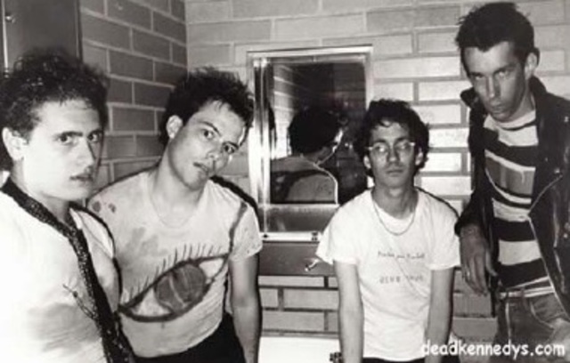 SEGUNDA OLA DE PUNK AMERICANA