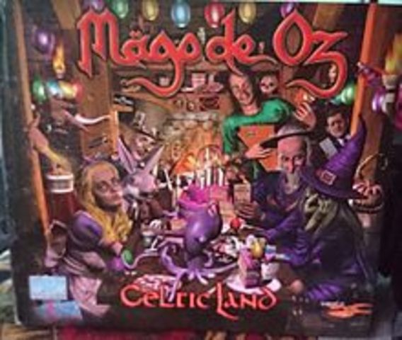 Gira con el nuevo vocalista y aniversario número 25