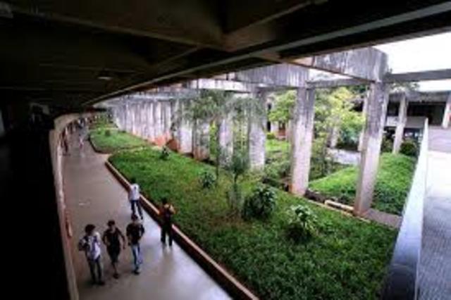 variable de la universidad modernizante  (base de facultades y escuelas)