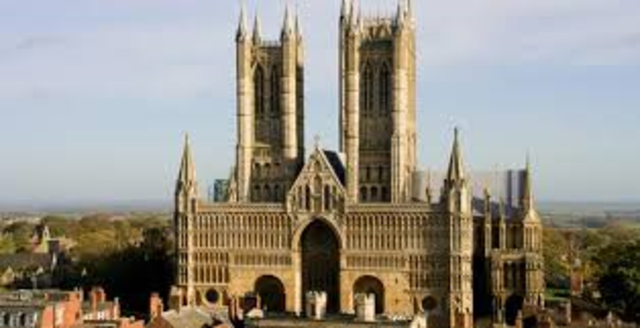 With the Supremacy Act, Henry VIII proclaims himself head of the Church of England