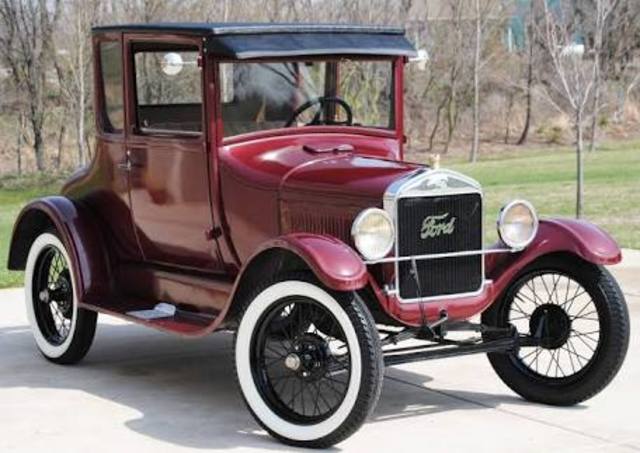 Model T car