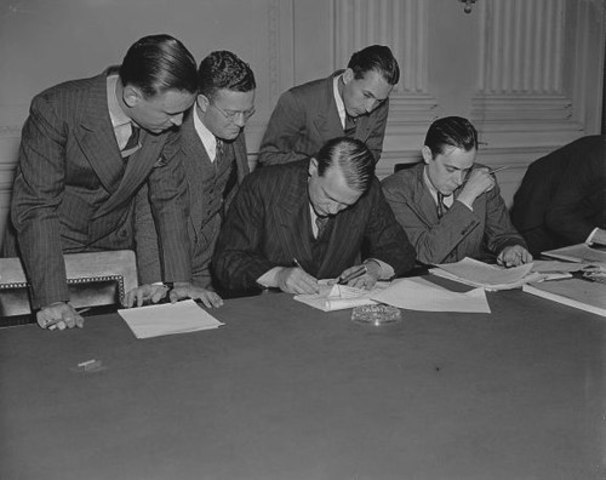 «Акт 1954 года о контроле над коммунистами»