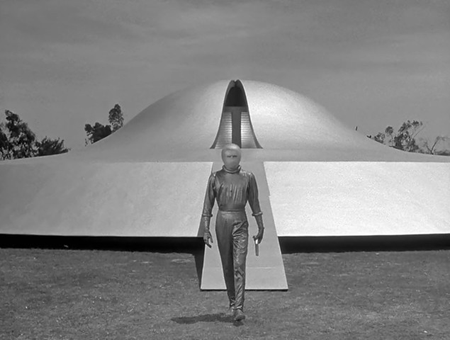 "День, когда земля остановилась" (Роберт Уайз)