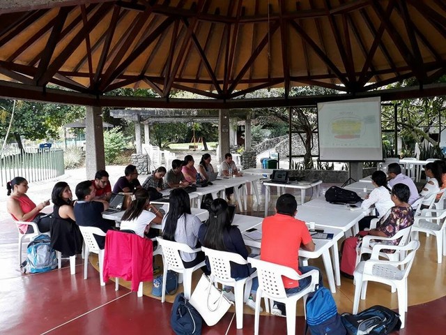 Reunión técnica interdisciplinar