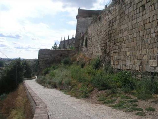 MURALLAS DE CORIA (CAURIUM)