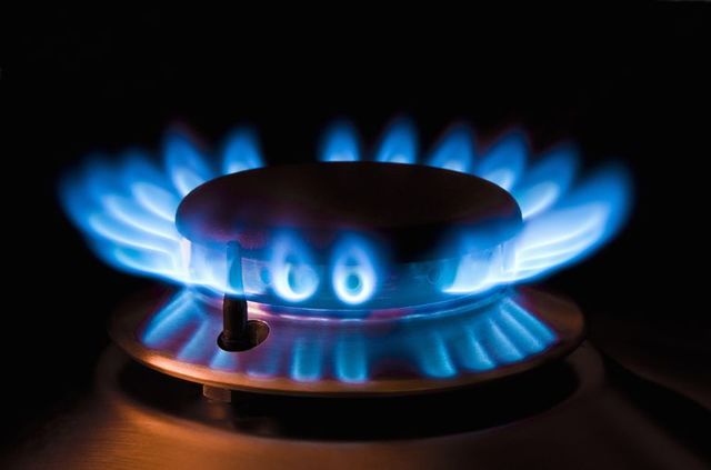 Chinese develop natural gas as energy source