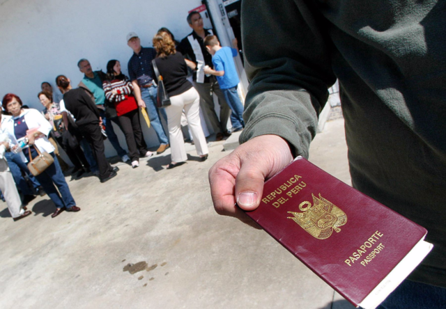 TERCERA FASE (1970-1980)