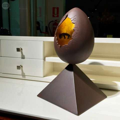 La creación- Lorenzo Quinn