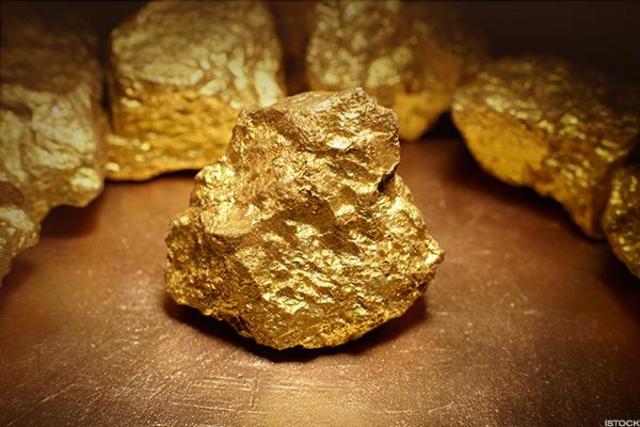 Gold discovered in Australia