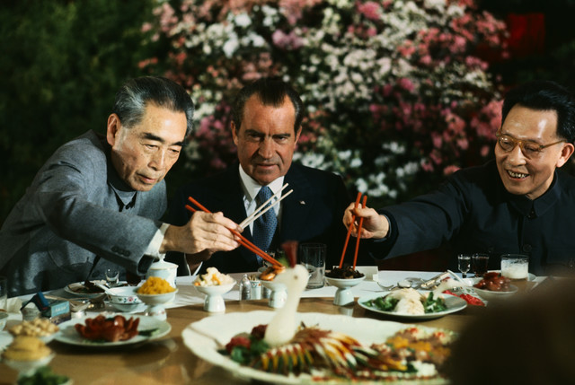Nixon visits China