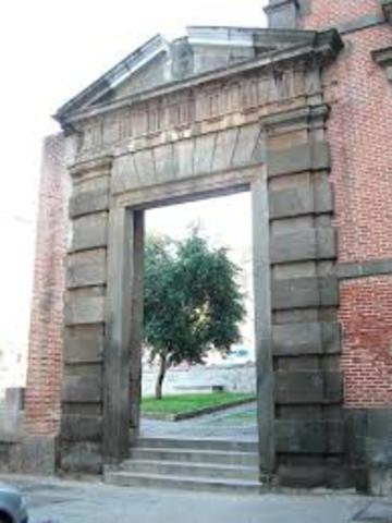 -	Puerta del Acebuche
