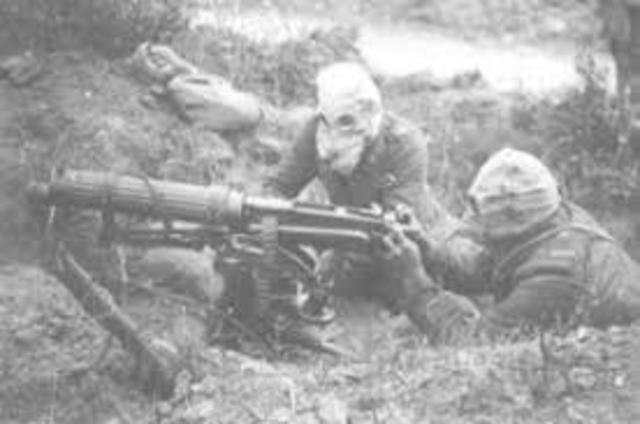 •	Trench Warfare, Poison Gas, and Machine Guns