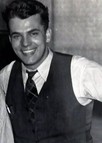 Don F Berschback dies