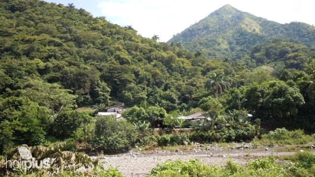 Castro returns to Cuba