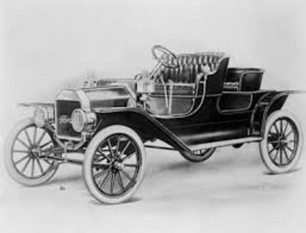 Henry Ford Creates The Model T.