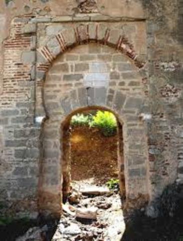 Puerta de la Coraxa o de la Traición