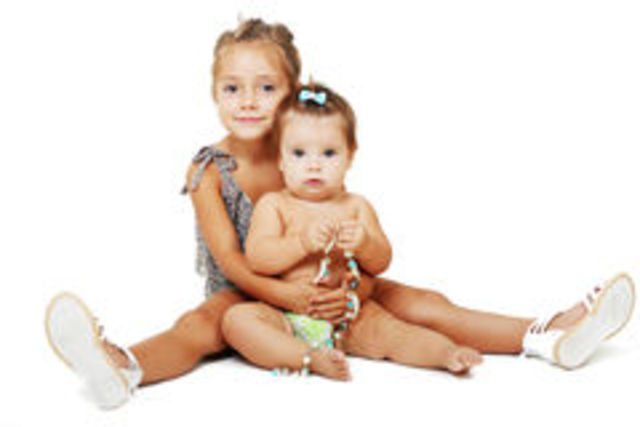 Neixament germana petita.