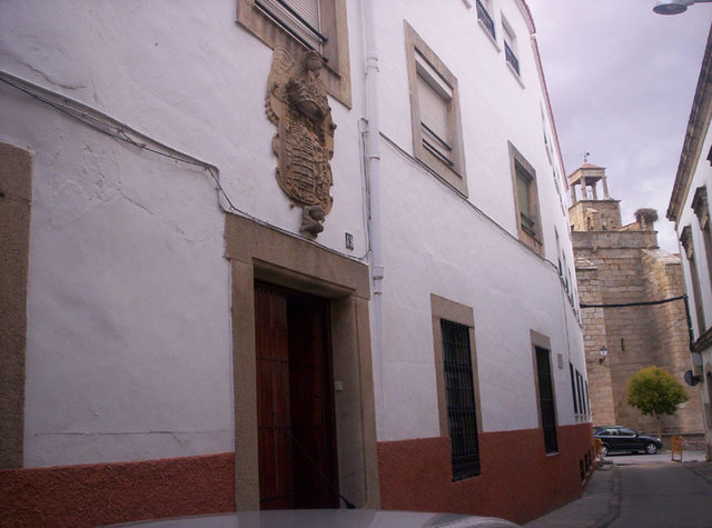 Casa-palacio de los Condes de Benavente.