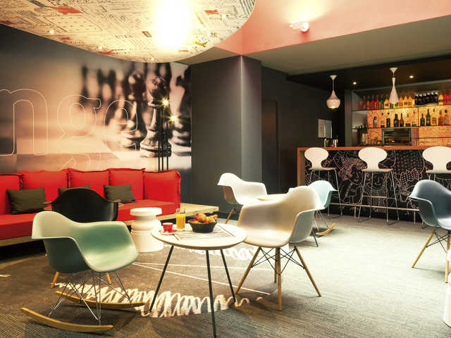 Day 4 Living-Hotel ibis Chateau de Fontainbleau