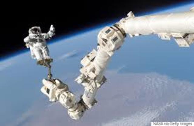 Canadarm deploys for the first time