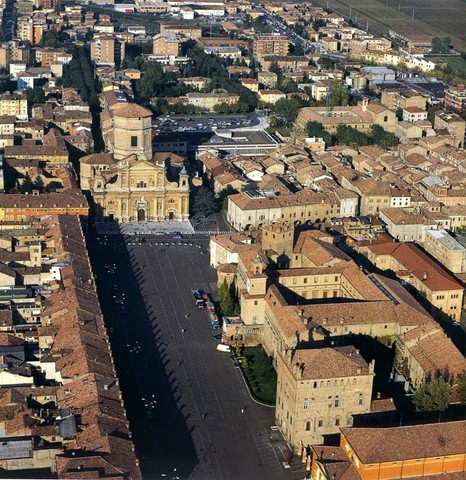 Monumentalizzazione di Carpi sotto i Pio