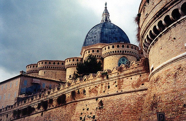 Loreto, Basilica della Santa Casa, fortificazione
