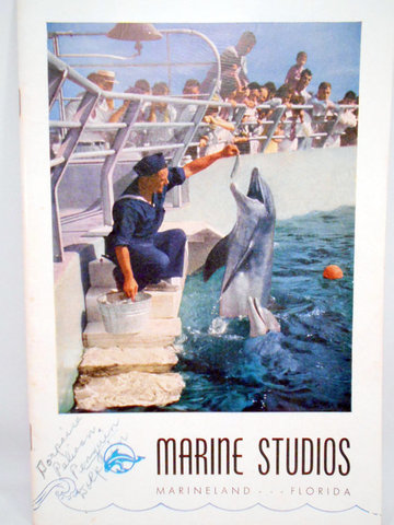 Marine Studios opened. Trained cetaceans for entertainment of the public.