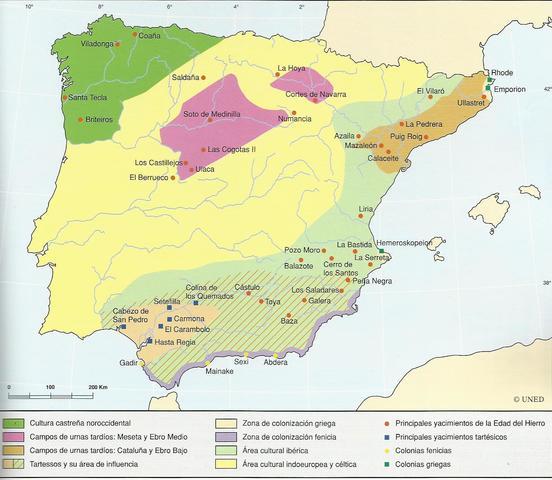 Fundación de Gádir La colonización fenicia de la Península Ibérica comenzó alrededor del año 1.100 a.C. con la fundación de la ciudad de Gádir (Cádiz) 1104, primera colonia creada en Occidente.