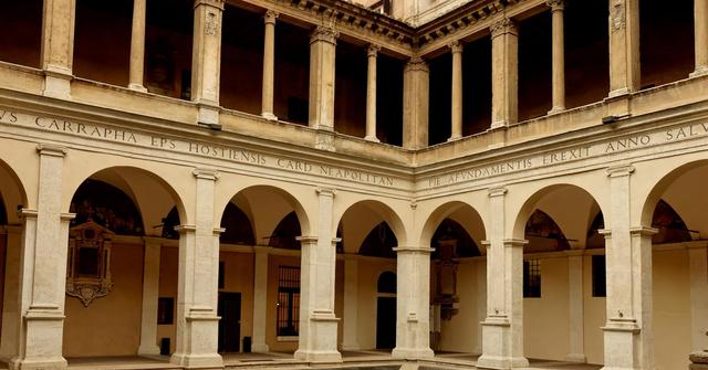 Bramate, S. Maria della Pace, Roma, chiostro 1500-04