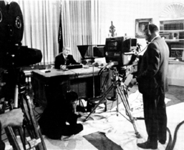 Johnson Announces He Will Not Run Again