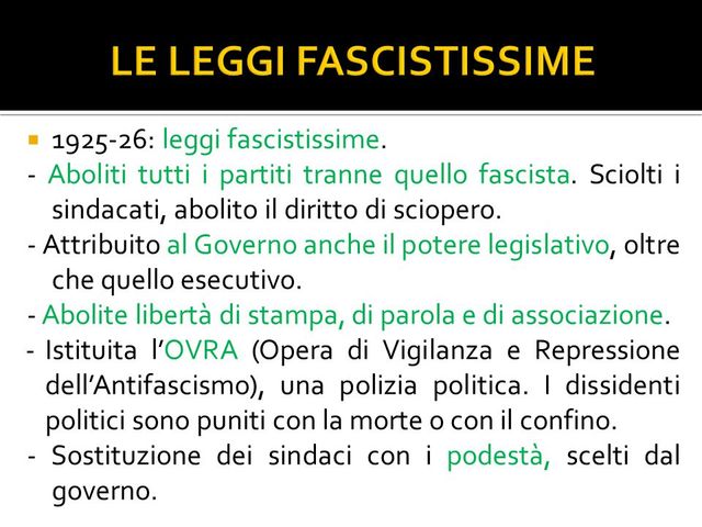 Vengono sciolti tutti i partiti e le associazioni sindacali