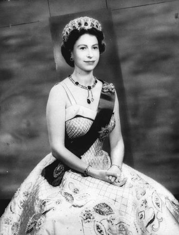 Queen Elisabeth II - New Queen