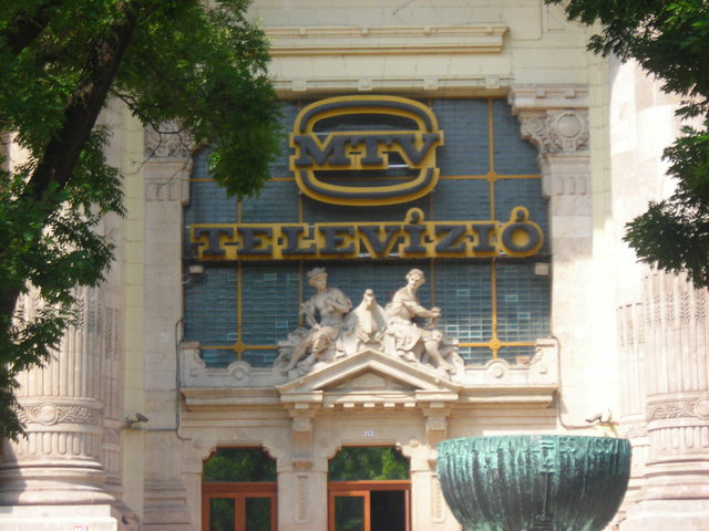 Független intézménnyé vált