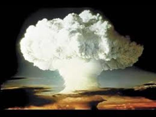 The Cold War: The Atomic Age