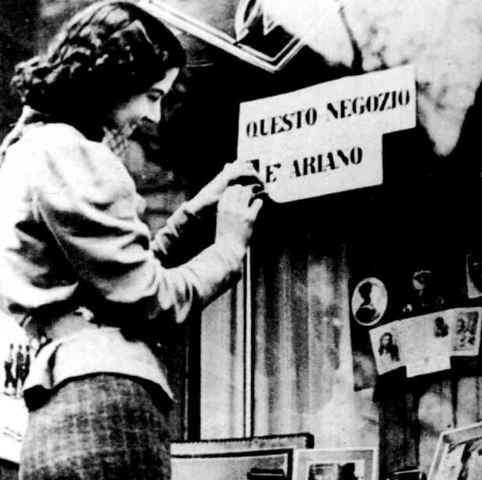 In Italia apparvero le leggi razziali