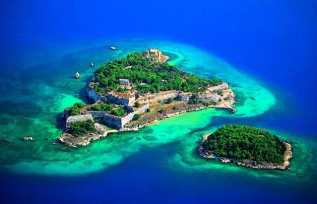 Se descubre la isla de Creta