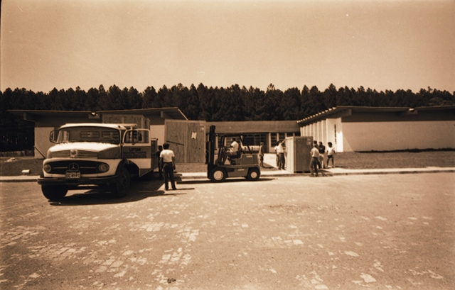 CPD Chegada do computador 3090 ao Centro de Processamento de Dados (CPD)