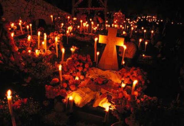 Día de los muertos: (Época de México Prehispánico)