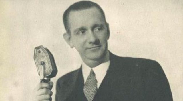 FIRST MOVIE TRAILER PRECEDENT