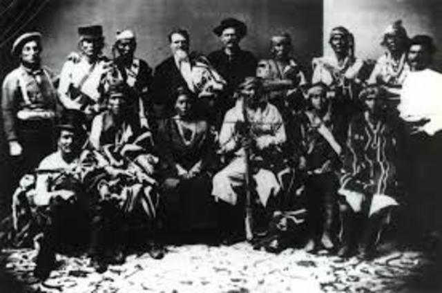 Navajos sign treaty