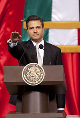 Entra Enrique Peña Nieto al gobierno
